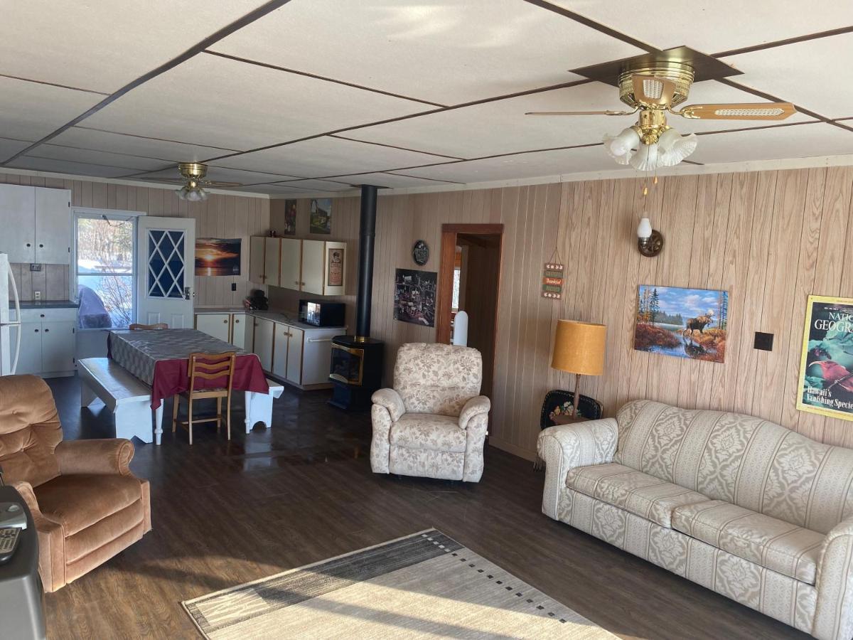 Bonnyville Ntj Moose Lake Cabin מראה חיצוני תמונה