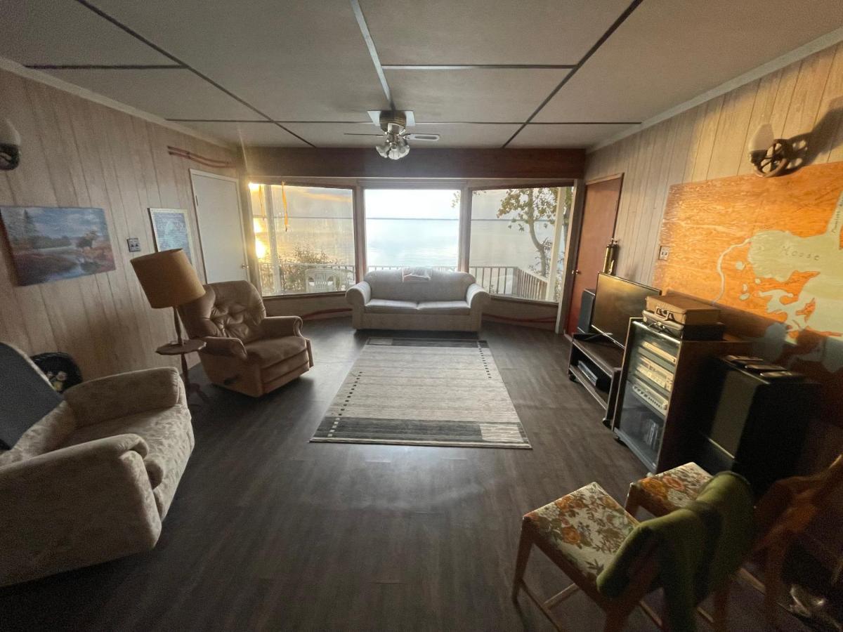 Bonnyville Ntj Moose Lake Cabin מראה חיצוני תמונה
